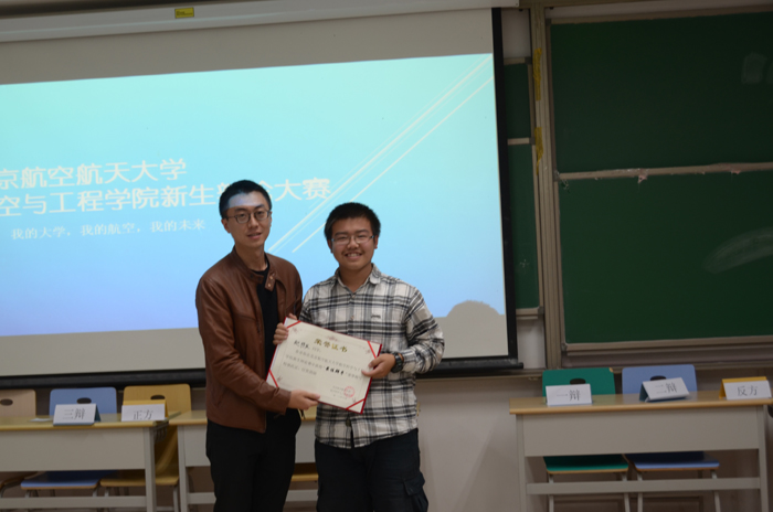 365英国上市公司