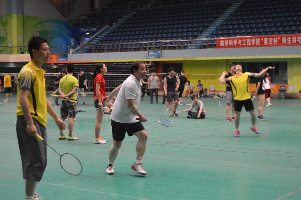 365英国上市公司